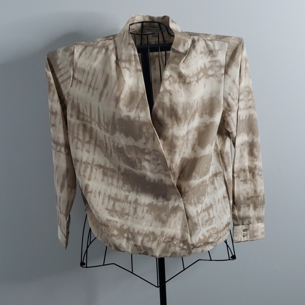 Neutral watercolor patterned blouse